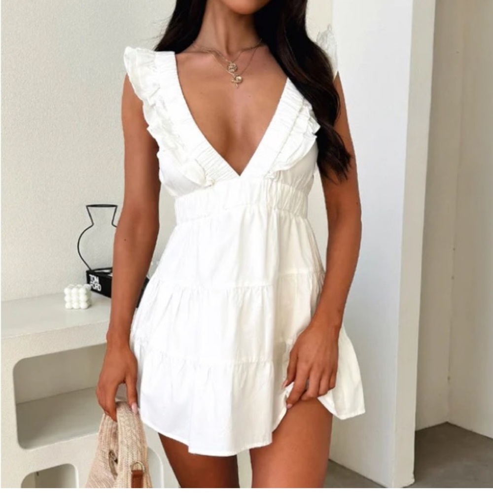 Abercrombie & Fitch White Ruffled Sundress